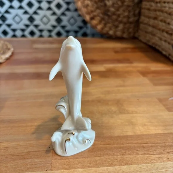 Lenox Vintage Porcelain Dolphin on Waves Figurine Gold Trim Detail Statue - Picture 3 of 8